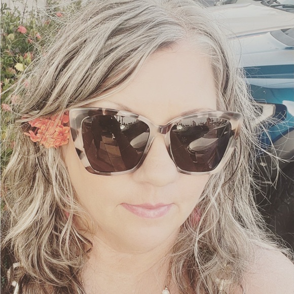 Meet your Posher, Leann - Picture 6 of 11